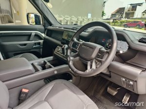 Land Rover Defender 110 Plug-in Hybrid 2.0A X-Dynamic HSE