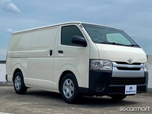 Toyota Hiace 3.0M