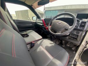 Toyota Hiace 3.0M