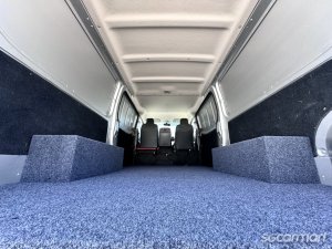 Nissan NV350 Caravan 2.0A DX