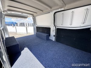 Nissan NV350 Caravan 2.0A DX