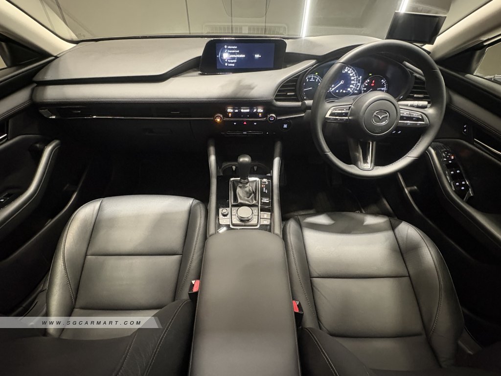 Mazda 3 Mild Hybrid 1.5A Elegance Sunroof