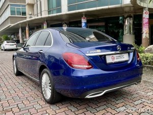 Mercedes-Benz C-Class C200 Exclusive