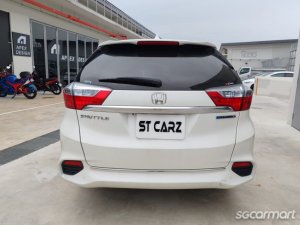 Honda Shuttle Hybrid 1.5A