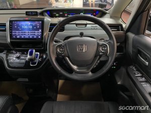 Honda Freed Hybrid 1.5A G 7-Seater Honda Sensing