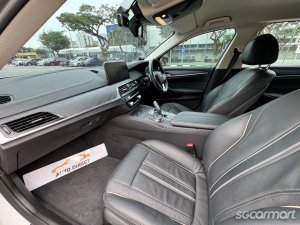 BMW 5 Series 520i Mild Hybrid Luxury