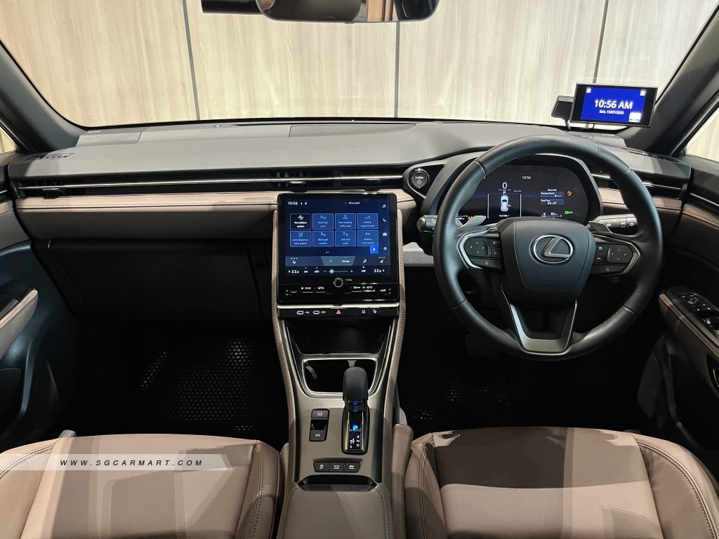 Lexus LBX Hybrid 1.5A Elegant