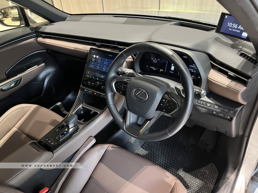 Lexus LBX Hybrid 1.5A Elegant