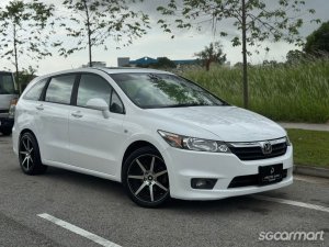 Honda Stream 1.8A Sunroof (COE till 04/2028)