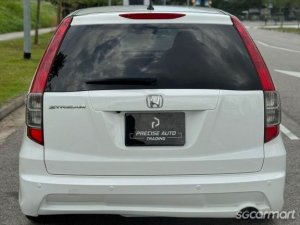Honda Stream 1.8A Sunroof (COE till 04/2028)