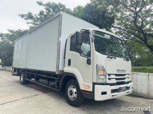 Isuzu FRR90