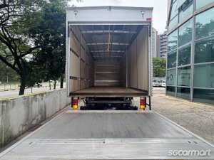 Isuzu FRR90