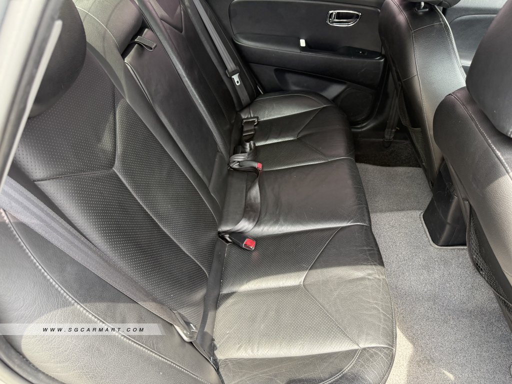 Hyundai Avante 1.6A (COE till 01/2030)