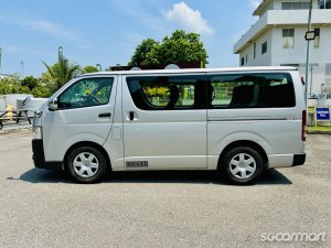 Toyota RegiusAce 3.0A DX