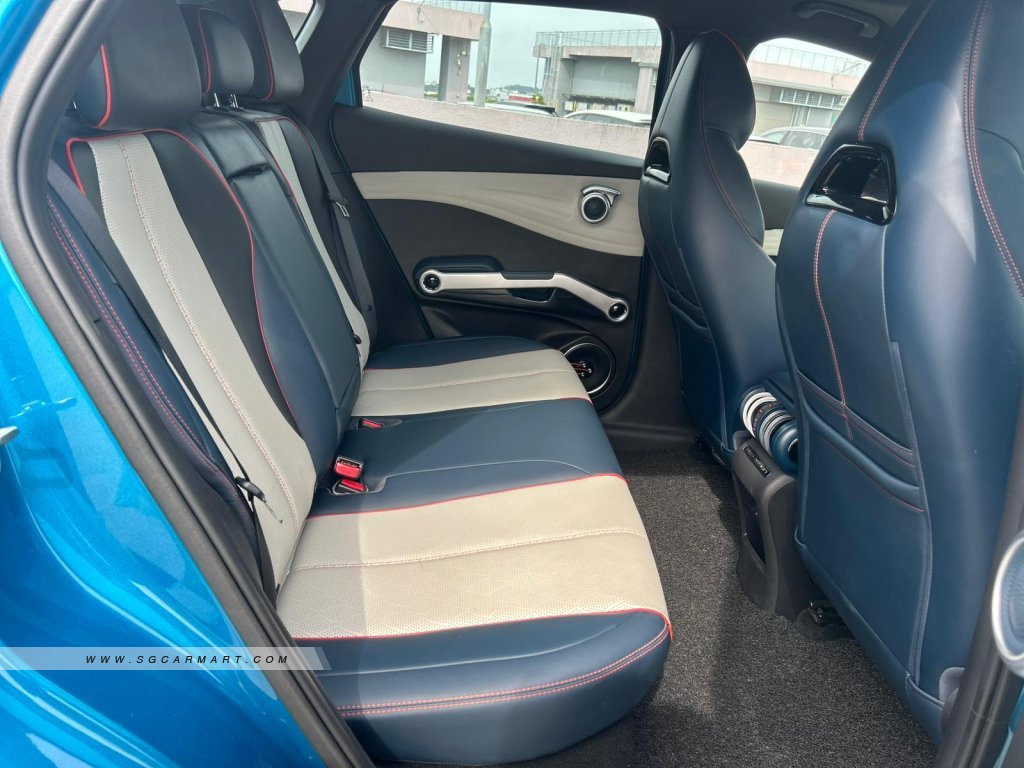 BYD Atto 3 Electric Sunroof