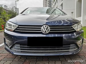 Volkswagen Sportsvan 1.4A Highline Sunroof-thumbnail