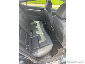 Hyundai Avante 1.6A GLS S (OPC)