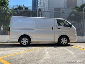 Toyota Hiace 3.0M