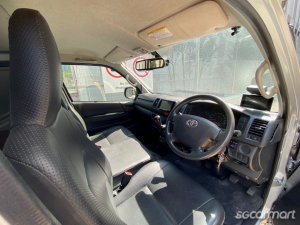Toyota Hiace 3.0M