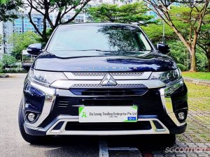 Mitsubishi Outlander 2.0A-thumbnail