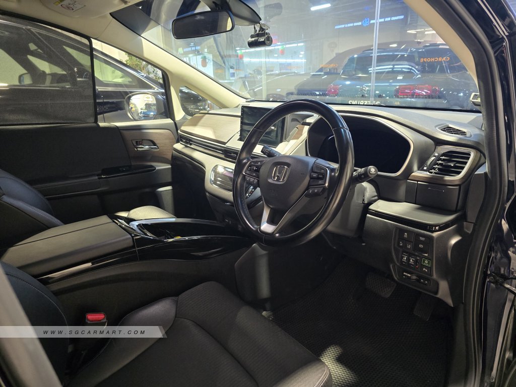 Honda Odyssey Hybrid 2.0A e-HEV Absolute