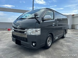 Toyota Hiace 2.8A Super GL Dark Prime