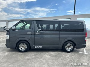 Toyota Hiace 2.8A Super GL Dark Prime