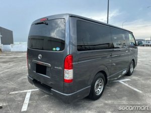 Toyota Hiace 2.8A Super GL Dark Prime