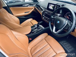 BMW 5 Series 530i