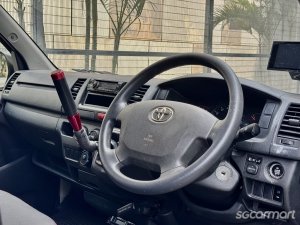 Toyota Hiace 3.0M