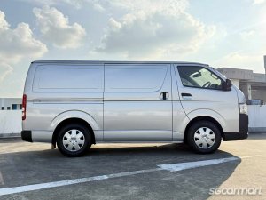 Toyota Hiace 3.0M