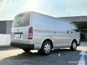 Toyota Hiace 3.0M