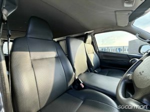 Toyota Hiace 3.0M