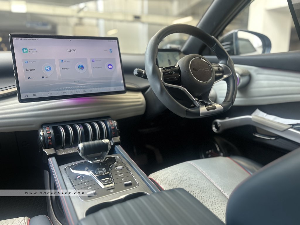 BYD Atto 3 Electric Sunroof