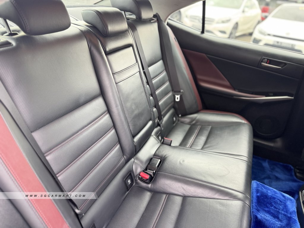 Lexus IS Turbo IS200t Executive