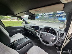 Toyota Hiace Commuter 2.8A GL