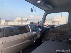 Mitsubishi Fuso Canter FEB21