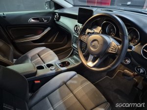 Mercedes-Benz GLA-Class GLA180 Urban Edition