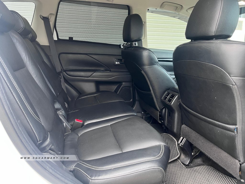 Mitsubishi Outlander 2.0A