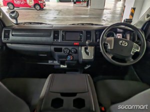 Toyota Hiace 2.0A DX