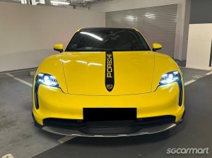 Porsche Taycan Electric 4