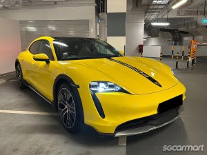 Porsche Taycan Electric 4