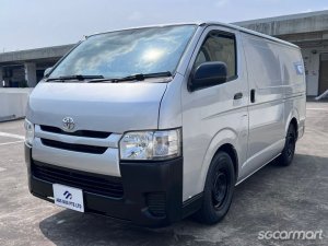 Toyota Hiace 3.0M