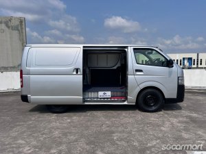 Toyota Hiace 3.0M