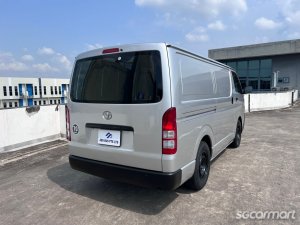 Toyota Hiace 3.0M