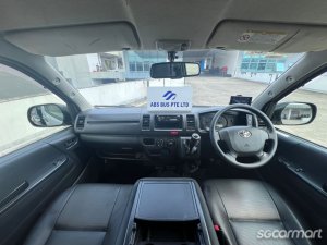 Toyota Hiace 3.0M