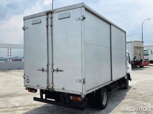 Mitsubishi Fuso Canter FEB21