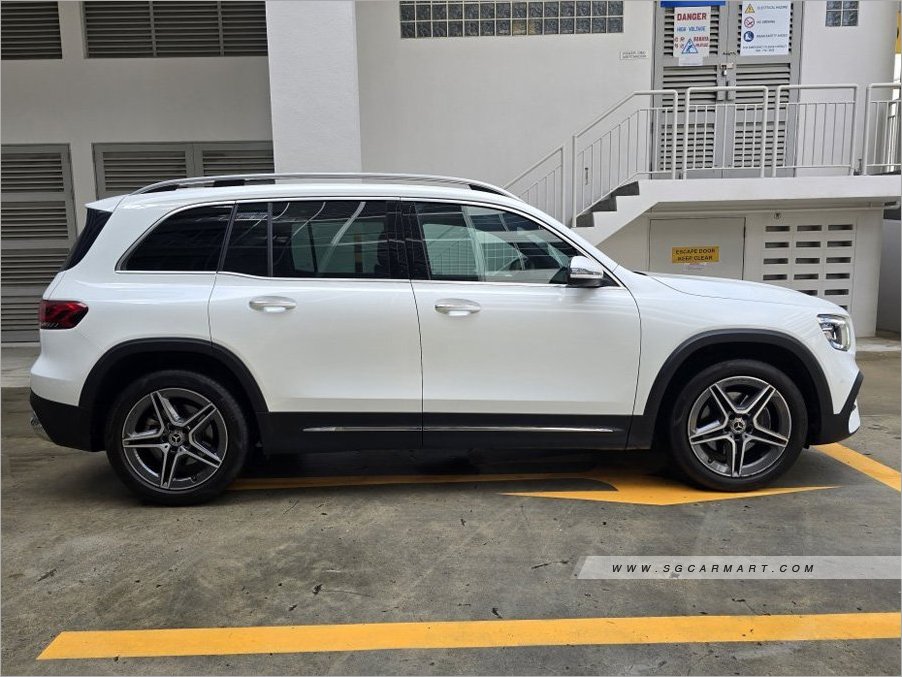 Mercedes-Benz GLB-Class GLB200 AMG Line Premium Plus