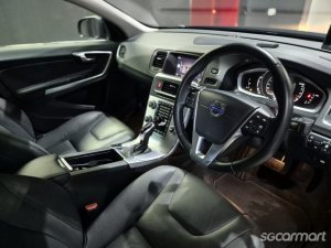 Volvo S60 T2