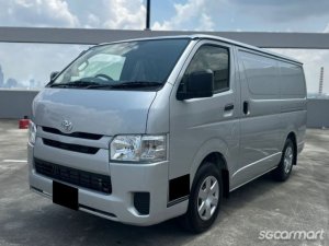 Toyota Hiace 2.8A